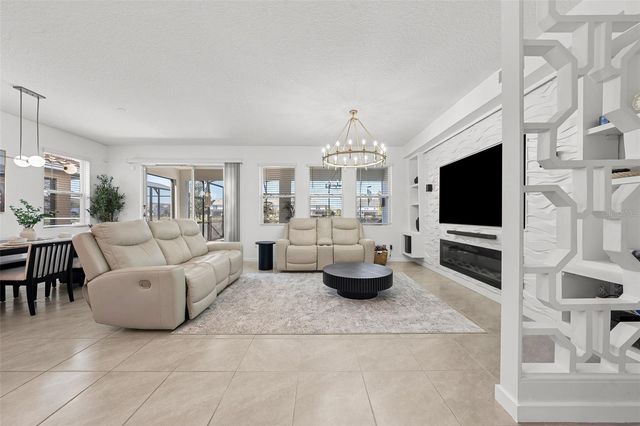 7552 OAKMOSS LOOP, Davenport, FL 33837