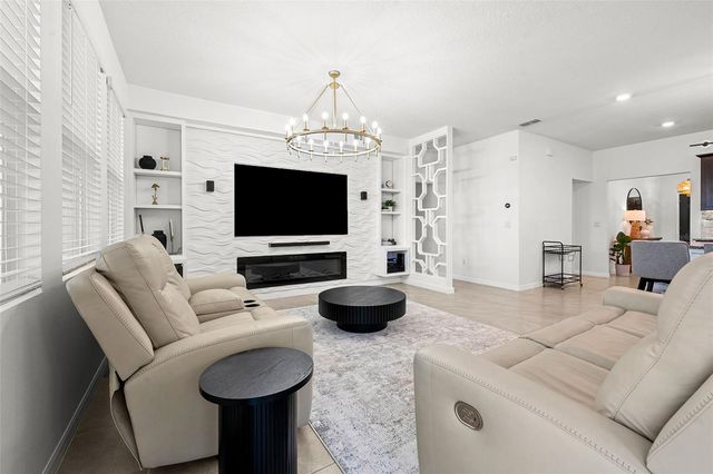 7552 OAKMOSS LOOP, Davenport, FL 33837