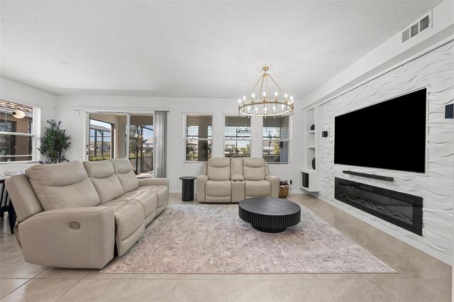 7552 OAKMOSS LOOP, Davenport, FL 33837