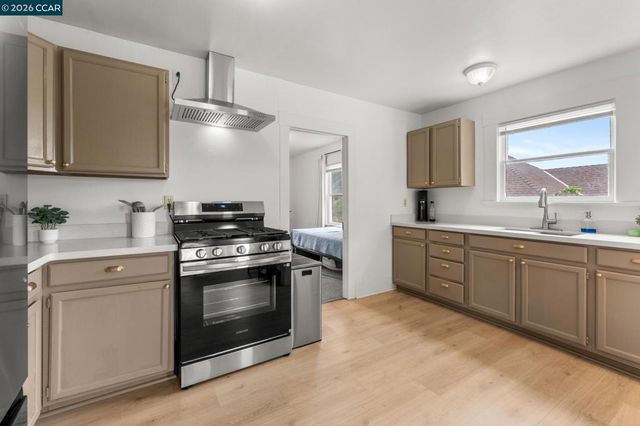 1800 Santa Clara St, Vallejo, CA 94590