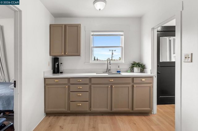 1800 Santa Clara St, Vallejo, CA 94590