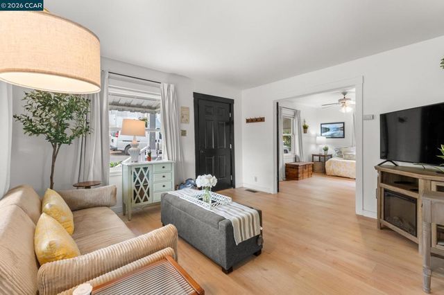 1800 Santa Clara St, Vallejo, CA 94590