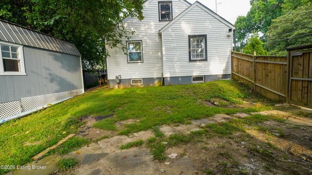 3319 Farnsley Rd, Louisville, KY 40216