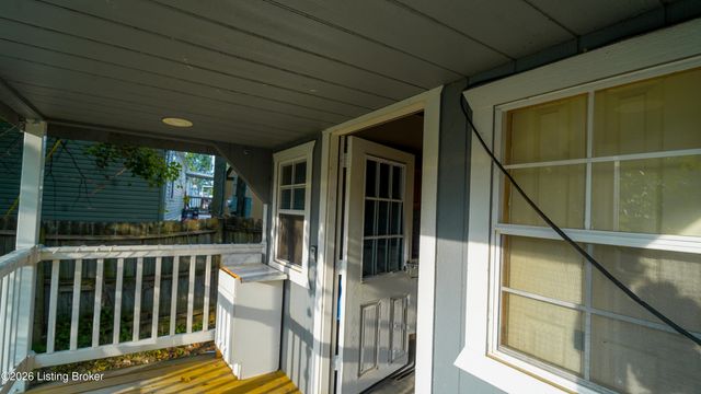 3319 Farnsley Rd, Louisville, KY 40216