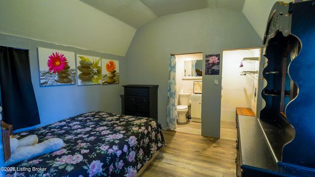 3319 Farnsley Rd, Louisville, KY 40216