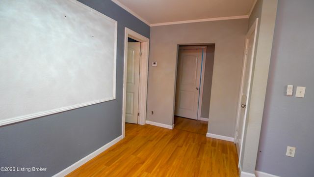 3319 Farnsley Rd, Louisville, KY 40216