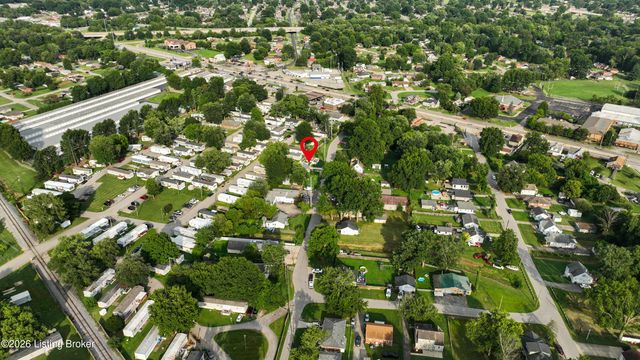 3319 Farnsley Rd, Louisville, KY 40216