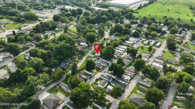 3319 Farnsley Rd, Louisville, KY 40216