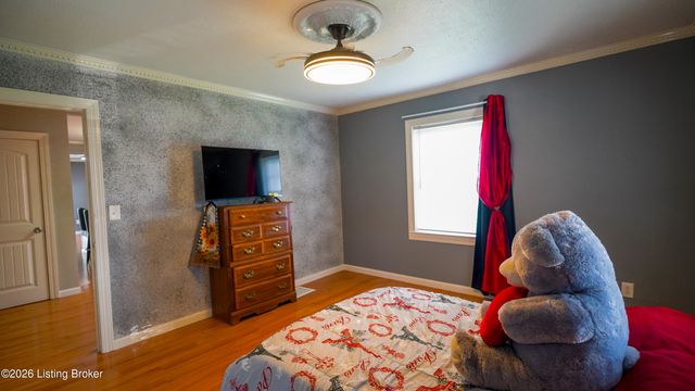3319 Farnsley Rd, Louisville, KY 40216