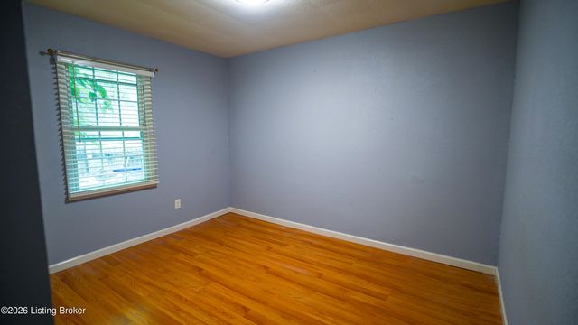3319 Farnsley Rd, Louisville, KY 40216