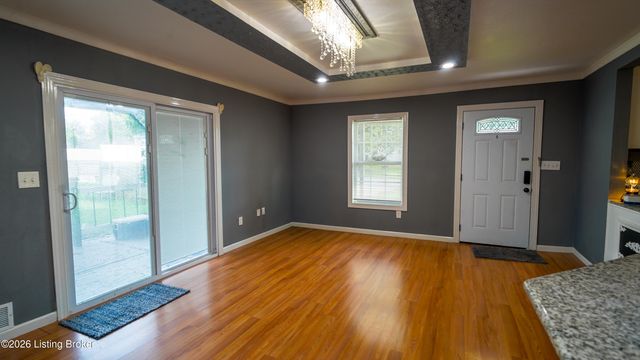 3319 Farnsley Rd, Louisville, KY 40216