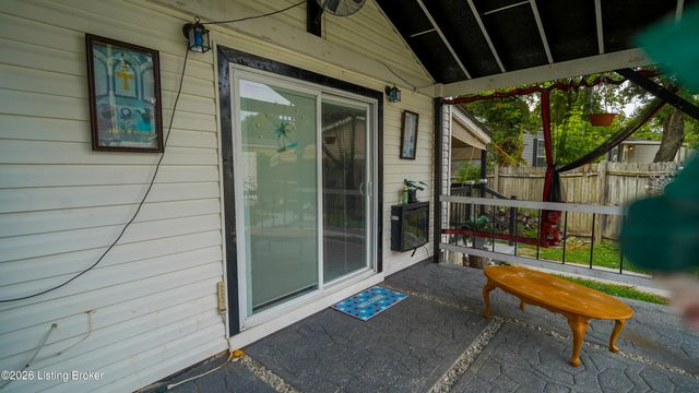 3319 Farnsley Rd, Louisville, KY 40216