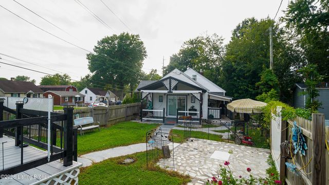 3319 Farnsley Rd, Louisville, KY 40216