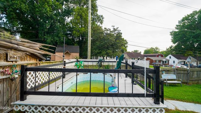 3319 Farnsley Rd, Louisville, KY 40216