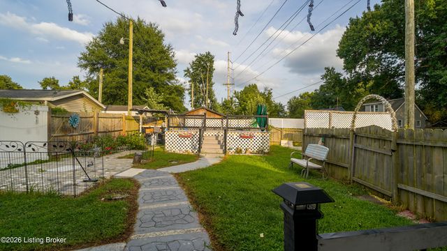 3319 Farnsley Rd, Louisville, KY 40216