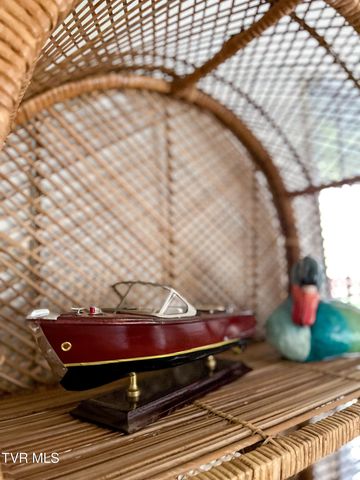 613 Painter Creek Road, Bristol, TN 37620