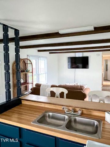 613 Painter Creek Road, Bristol, TN 37620