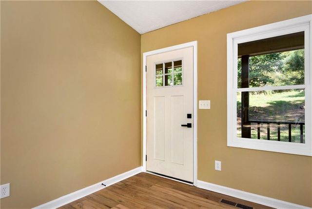 5119 Ash Circle, Gainesville, GA 30504