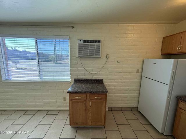 5433 E 30th St Apt A, Tucson, AZ 85711