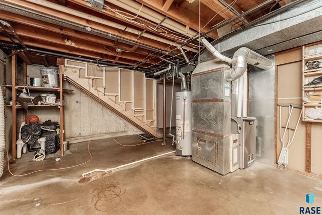 1105 S Tabbert Cir Circle, Sioux Falls, SD 57103