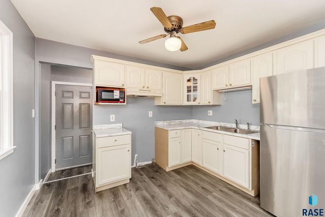 1105 S Tabbert Cir Circle, Sioux Falls, SD 57103