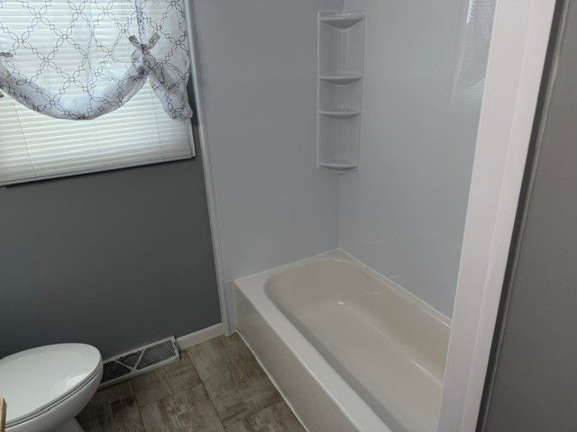 527 Village Court, Altoona, IA 50009