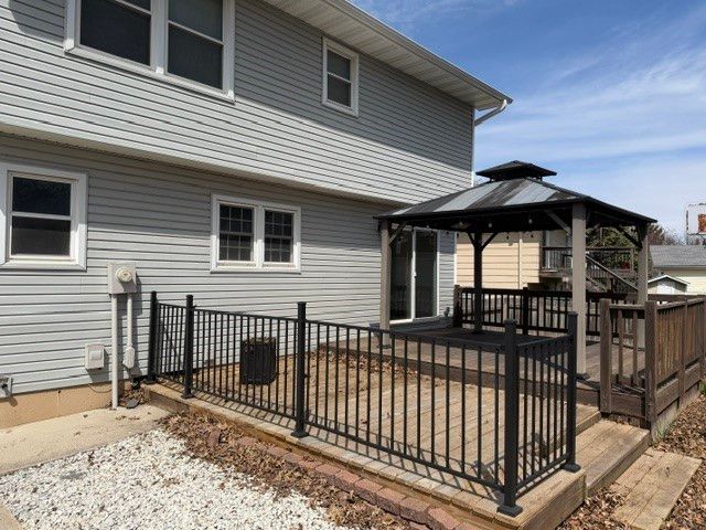 527 Village Court, Altoona, IA 50009