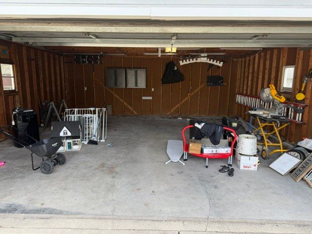 527 Village Court, Altoona, IA 50009