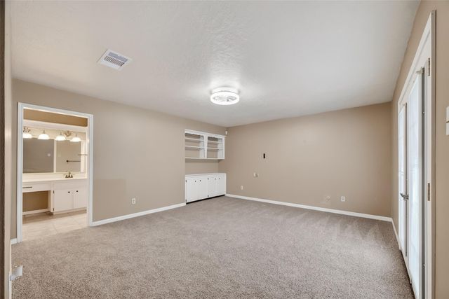 1002 Parkstead Drive, Seabrook, TX 77586