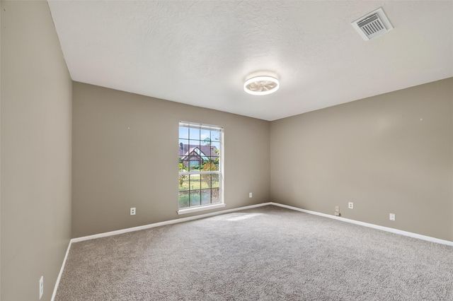 1002 Parkstead Drive, Seabrook, TX 77586