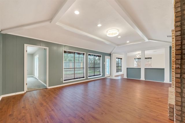 1002 Parkstead Drive, Seabrook, TX 77586