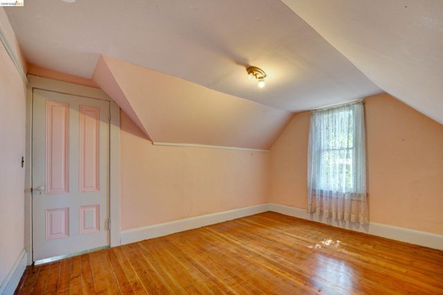 2009 Berkeley Way, Berkeley, CA 94704