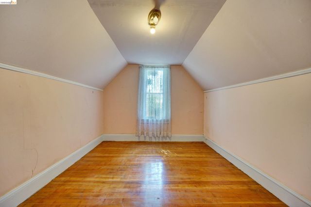 2009 Berkeley Way, Berkeley, CA 94704