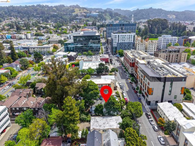 2009 Berkeley Way, Berkeley, CA 94704