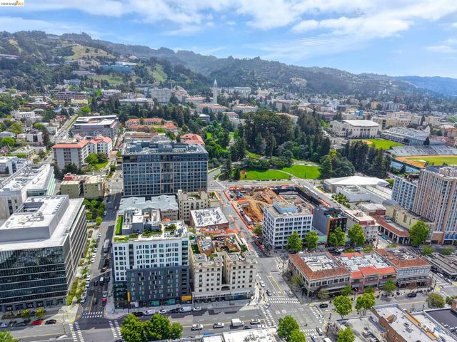 2009 Berkeley Way, Berkeley, CA 94704