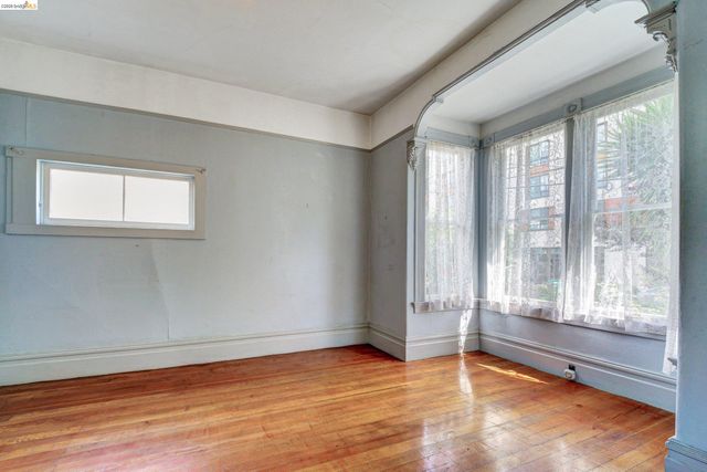 2009 Berkeley Way, Berkeley, CA 94704
