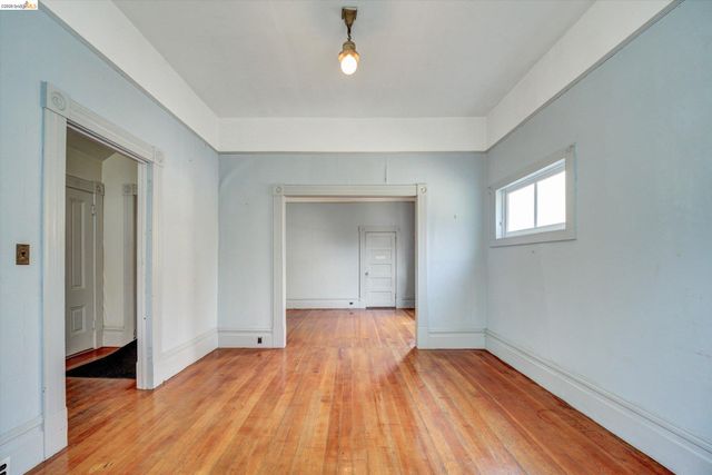 2009 Berkeley Way, Berkeley, CA 94704