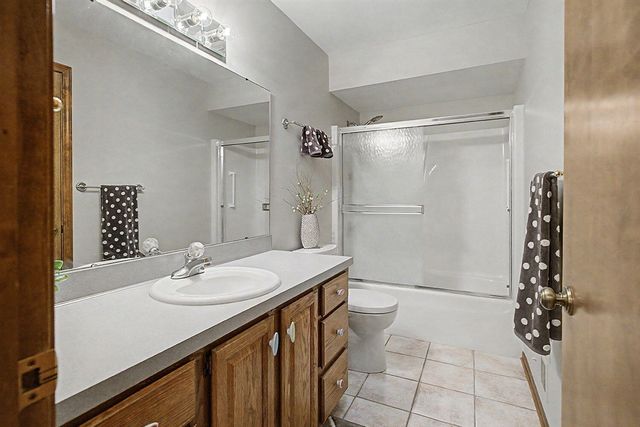 1086 Amberwood West Drive, Byron Center, MI 49315