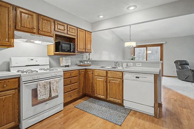 1086 Amberwood West Drive, Byron Center, MI 49315