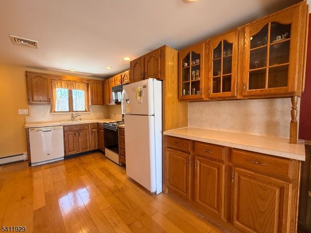 32 Clayton Rd, West Milford Twp., NJ 07421