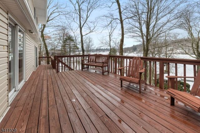 32 Clayton Rd, West Milford Twp., NJ 07421