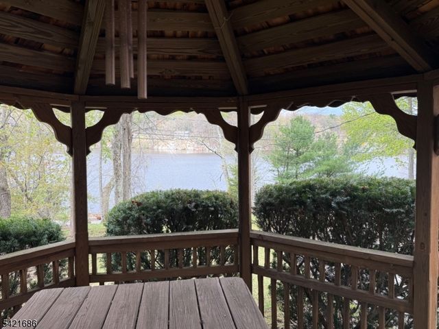 32 Clayton Rd, West Milford Twp., NJ 07421