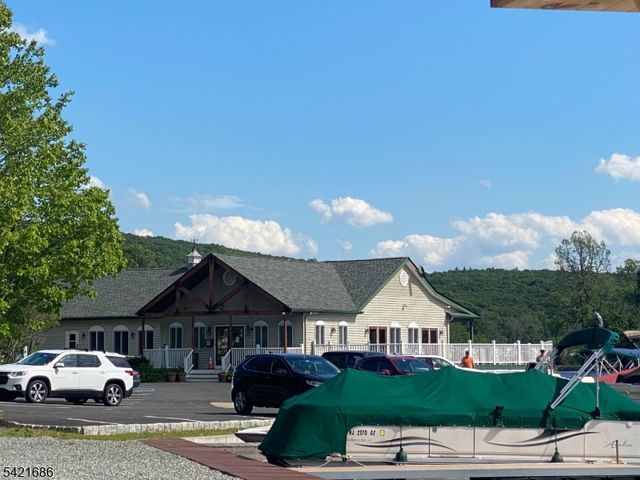 32 Clayton Rd, West Milford Twp., NJ 07421