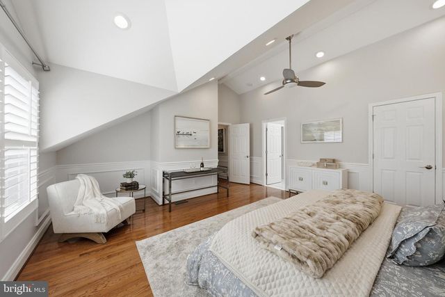 2304 LOCUST RIDGE CT, Falls Church, VA 22046