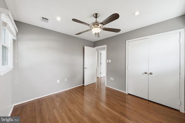 2304 LOCUST RIDGE CT, Falls Church, VA 22046
