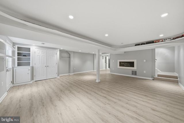 2304 LOCUST RIDGE CT, Falls Church, VA 22046