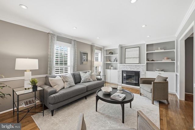 2304 LOCUST RIDGE CT, Falls Church, VA 22046