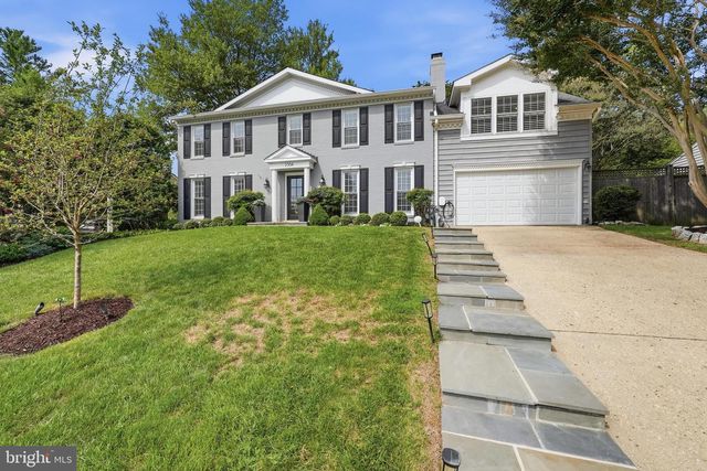 2304 LOCUST RIDGE CT, Falls Church, VA 22046