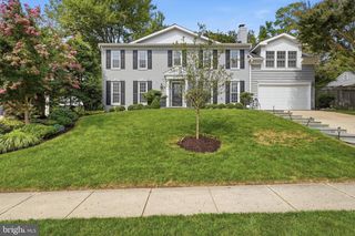 2304 LOCUST RIDGE CT, Falls Church, VA 22046