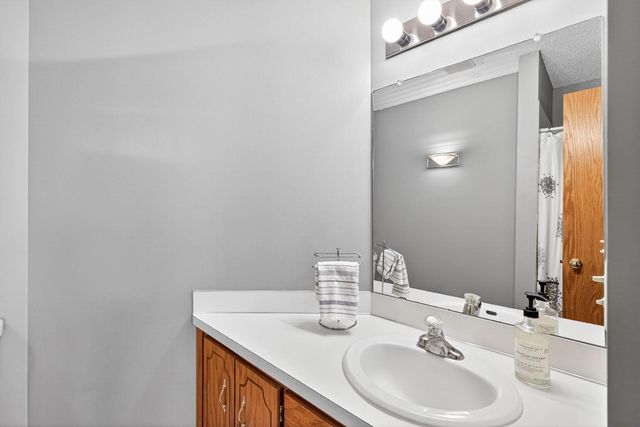 7017 Setzler Parkway, Brooklyn Park, MN 55445